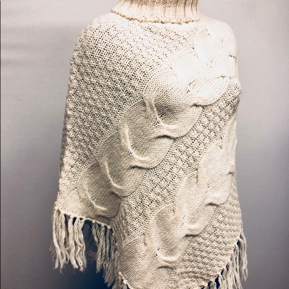 Inc international concepts poncho - Picture 3 of 8